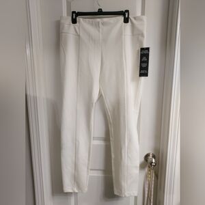 NWT Zac & Rachel Black Figure Defining Pants, Ivory Color